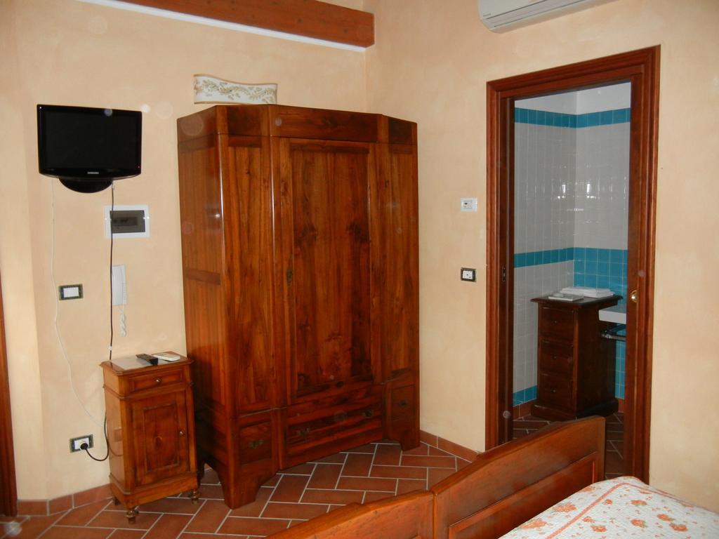 La Colombarola Agriturismo Farneto Buitenkant foto