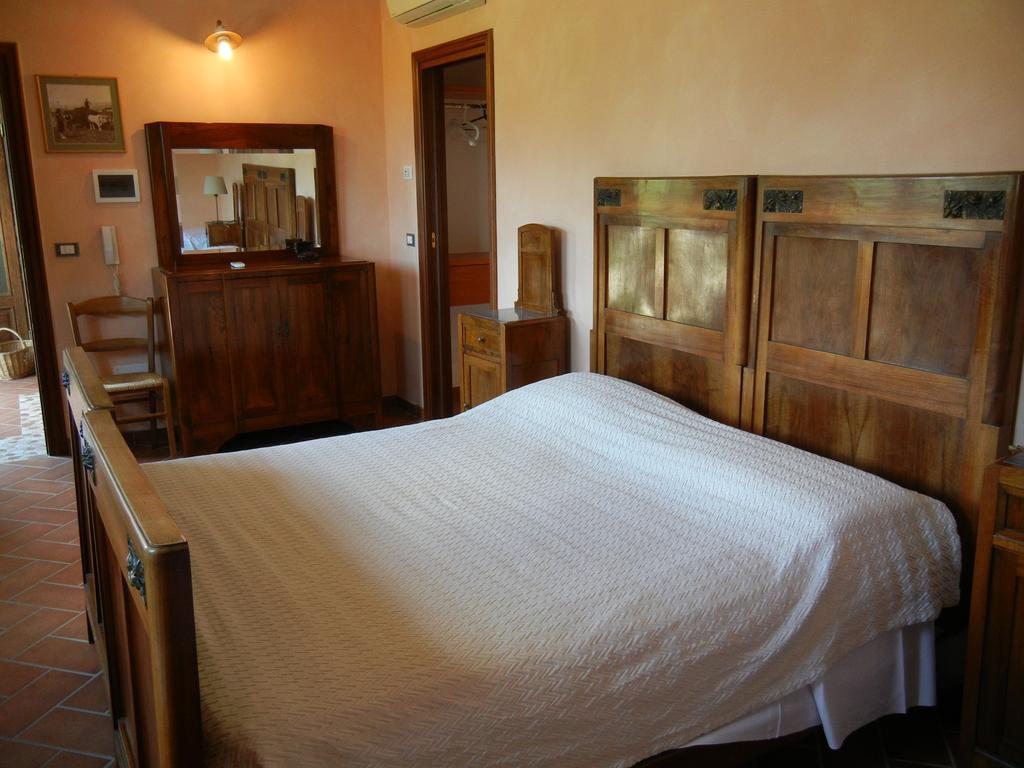 La Colombarola Agriturismo Farneto Buitenkant foto