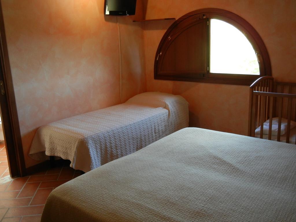 La Colombarola Agriturismo Farneto Buitenkant foto