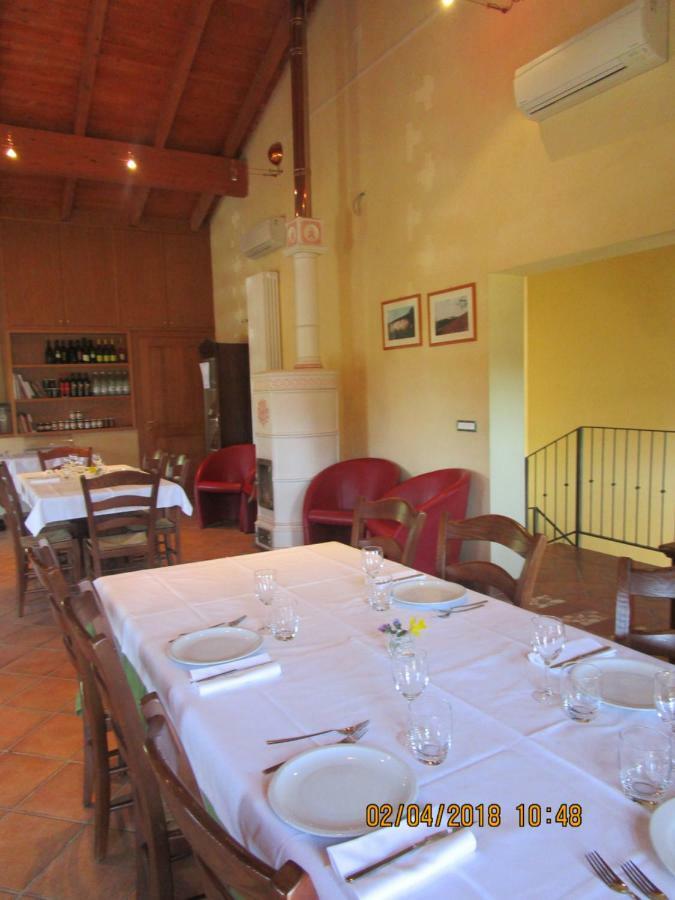 La Colombarola Agriturismo Farneto Buitenkant foto